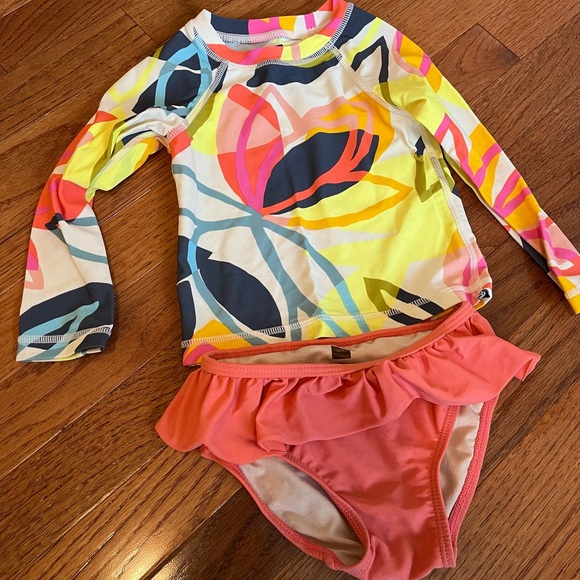 Tea Collection Other - 2T Girls’ Tea Collection Clothing Swimsuit Rashguard and Bottoms